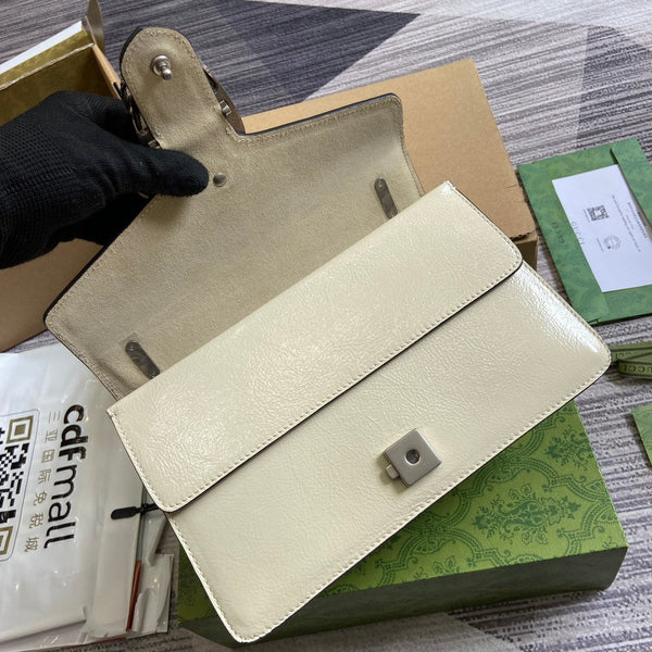 BORSA A TRACOLLA PICCOLA DYONYSUS 28 IN PELLE DI VITELLO GOFFRATA LACCATA BIANCA, FERRAMENTA ARGENTO