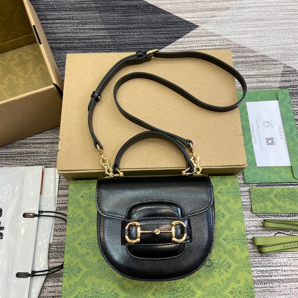BORSA MINI CON MANICO SUPERIORE HORSEBIT 1955 18 IN PELLE DI VITELLO NERA E FERRAMENTA ORO
