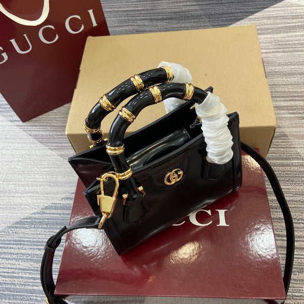 Borsa Gucci Bamboo in pelle nera 339651