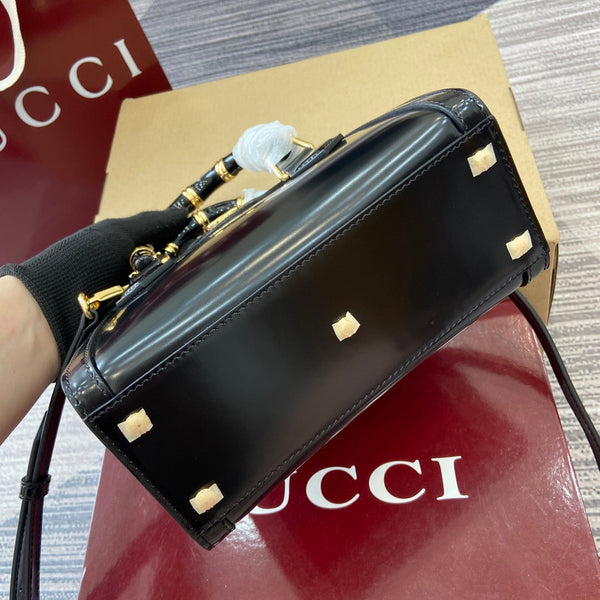 Borsa Gucci Bamboo in pelle nera 339651
