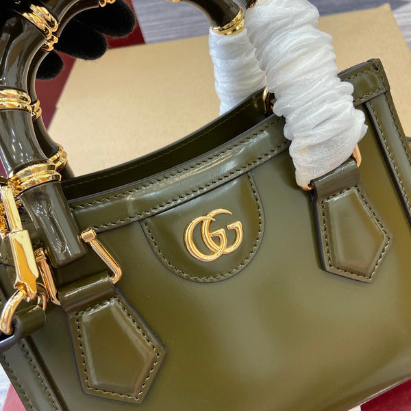 Borsa Gucci Bamboo in pelle verde scuro 339650