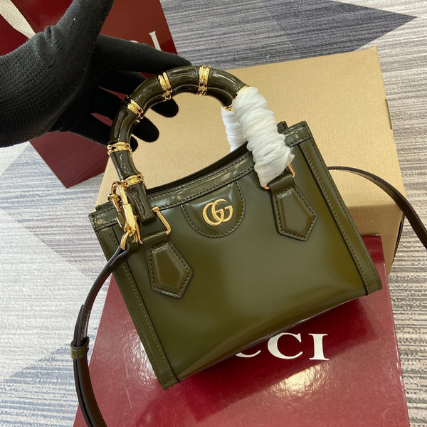 Borsa Gucci Bamboo in pelle verde scuro 339650
