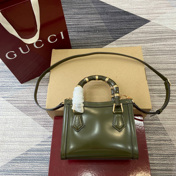 Borsa Gucci Bamboo in pelle verde scuro 339650