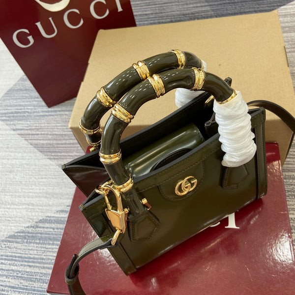 Borsa Gucci Bamboo in pelle verde scuro 339650