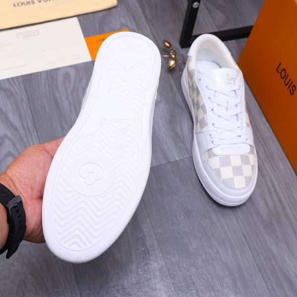 SCARPE DA ginnasta LV IN PELLE DI VITELLO DAMIER GRIGIO MIX BIANCO