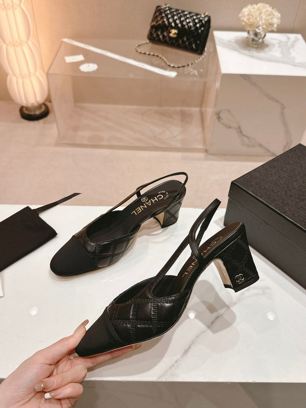 cc slingbacks 55 in pelle di agnello nera con ricamo in grosgrain