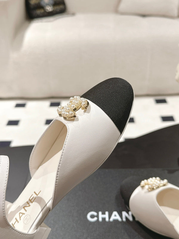 cc 25p mary jane white lambskin black grosgrain with pearl logo 237512