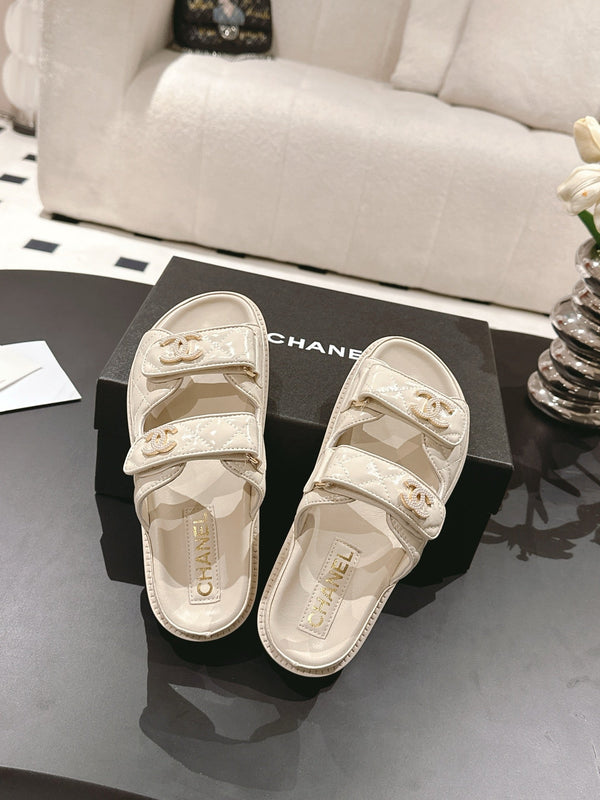 CC 25 Sandalo Dad Mule Beige Crema Pelle Verniciata 237577
