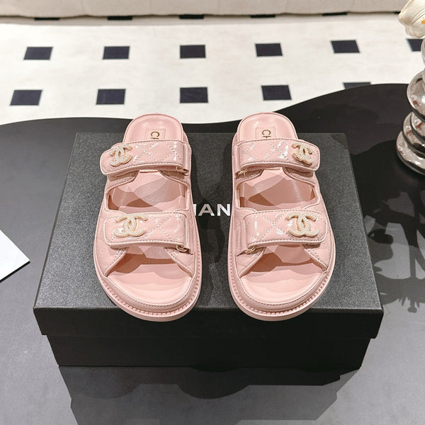 cc 25p logo with pearl mule sandal pink leather 237580