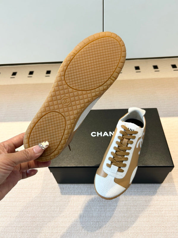 CC 26s Trainers White Brown Calfskin & Suede 618698