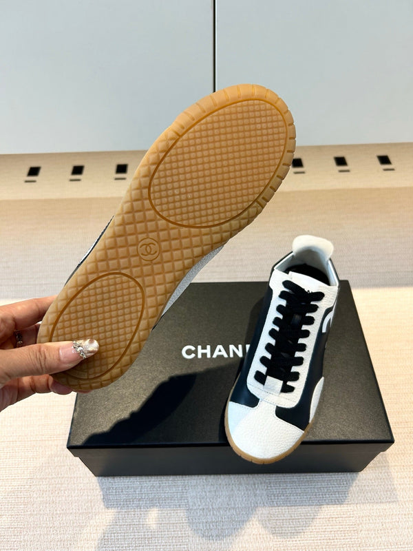 CC 26s Trainers White Black Calfskin & Suede 618697