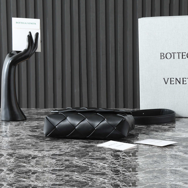 BORSA A TRACOLLA BV 25S DIAGO 25,5 IN PELLE DI VACCA NERA
