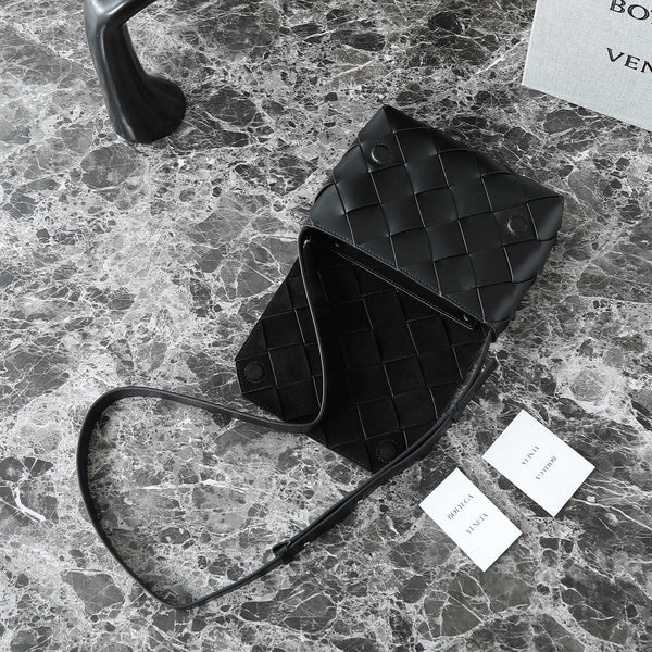 BORSA A TRACOLLA BV 25S DIAGO 25,5 IN PELLE DI VACCA NERA