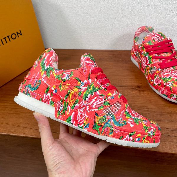 LV TRAINER ROSSO CON MOTIVO MONOGRAMMA IN PELLE DI VITELLO