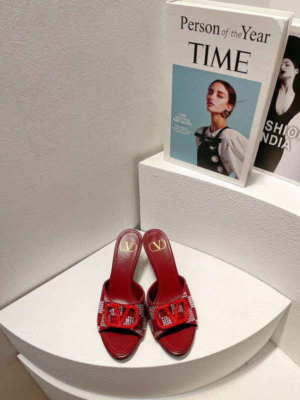 Sandali con tacco alto VT in pelle di pecora rosso rubino 292842