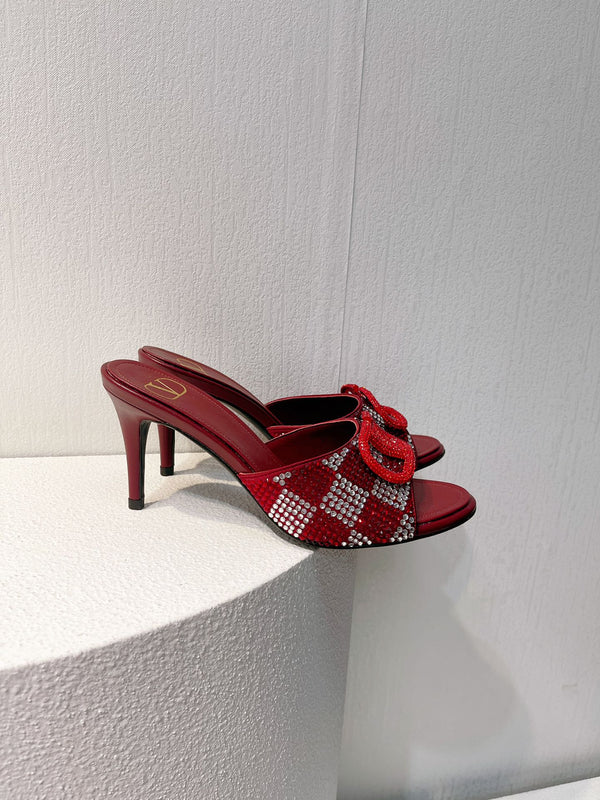 Sandali con tacco alto VT in pelle di pecora rosso rubino 292842