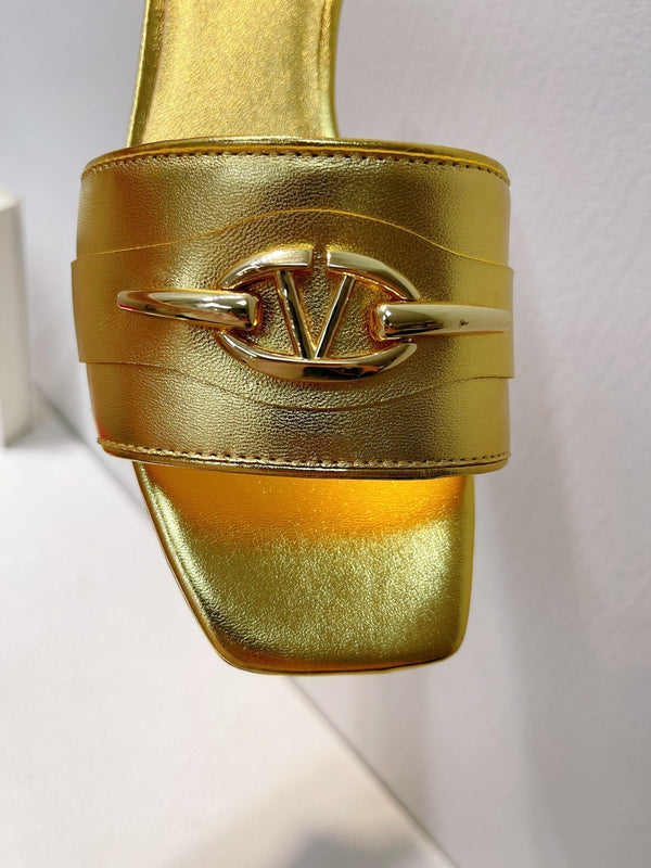 Ciabatte VT Moon in pelle di vacchetta color oro 292862