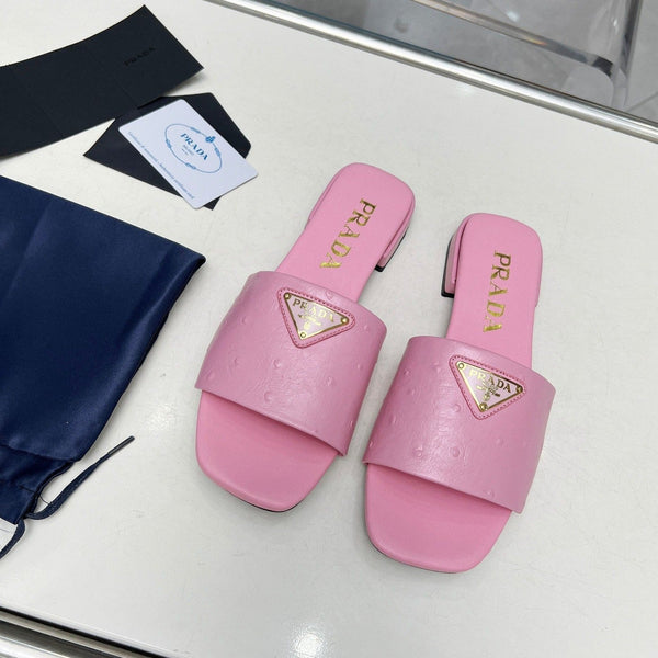 CIABATTE PRA IN VERNICE SAFFIANO MOTIVO STRUZZO PELLE DI VITELLO ROSA
