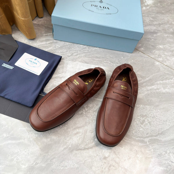 Prada 25SS Mocassins décontractés élastiques Daim vieilli Warm Clay 564182
