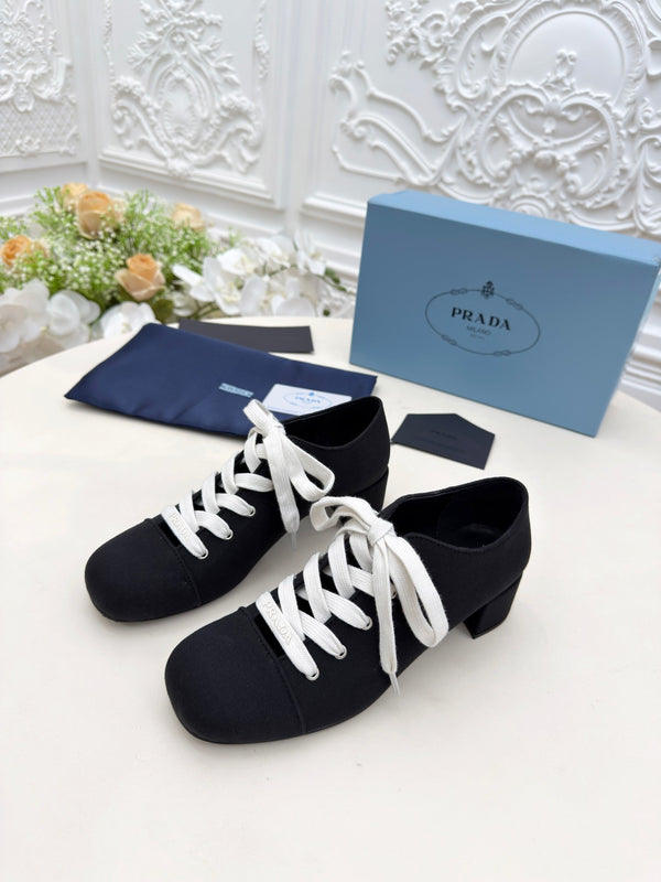 Chaussures Mary Jane Prada 25 en tissu noir 55 mm 564188