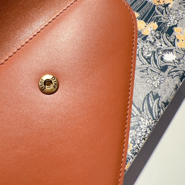 sacoche amovible en veau marron pour ceinture