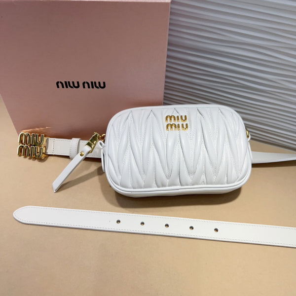 cintura bianca miu 20mm con pochette matelassé