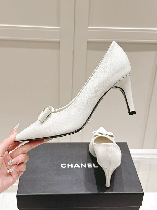 Chanel 25A Heel Pump White Patent Calfskin 393068