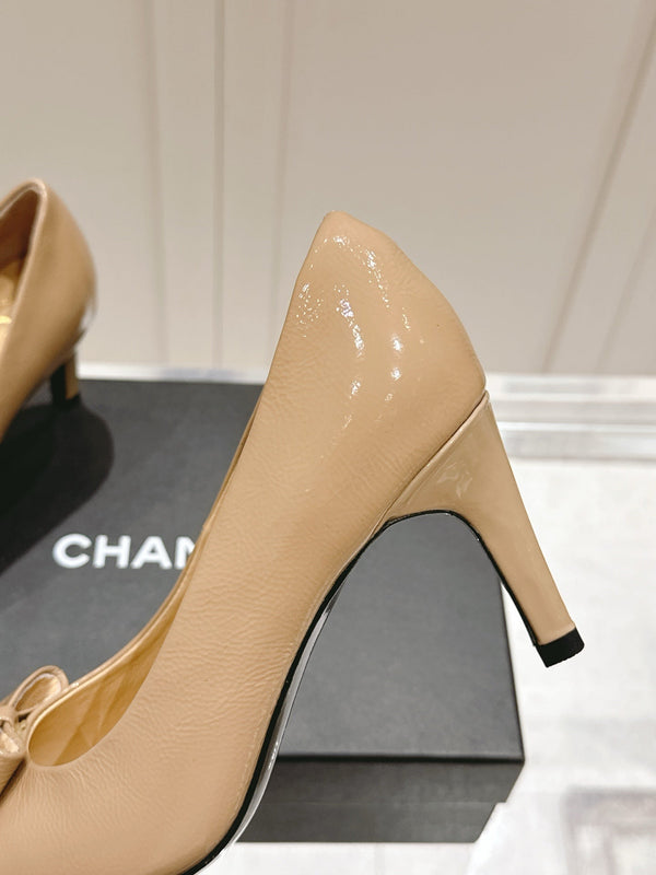 Chanel 25A Heel Pump Nude Patent Calfskin 393070