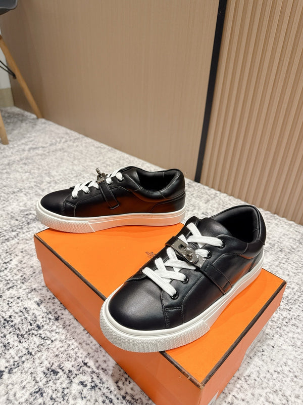 HM Casual Sneakers Sliver Buckle Black White Leather