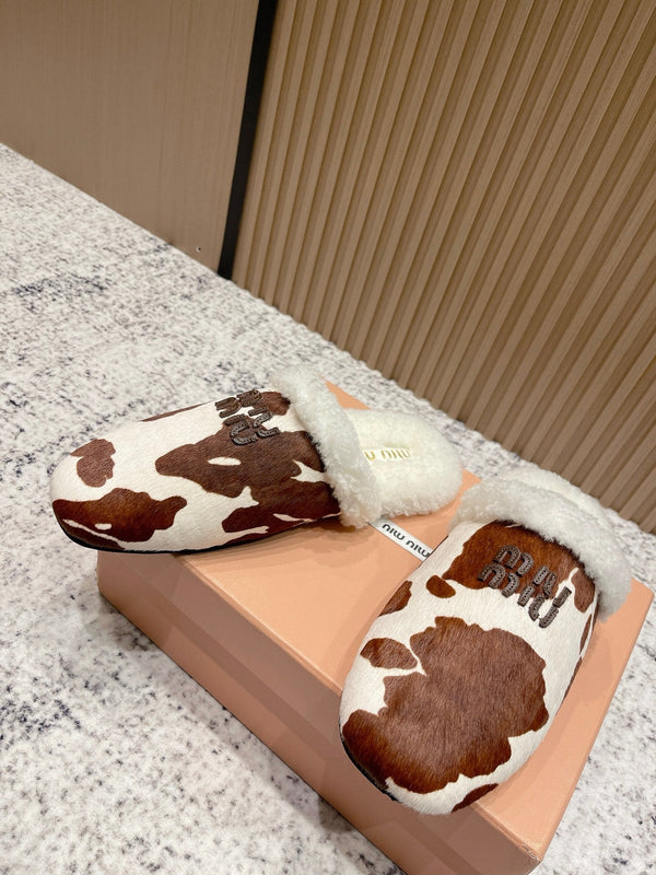 Miu Shearling-Lined Cow-Print Mules Horsehair 481434