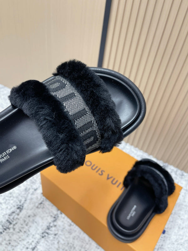 LV 25SS FW Platform Slippers Black Canvas Wool 533770