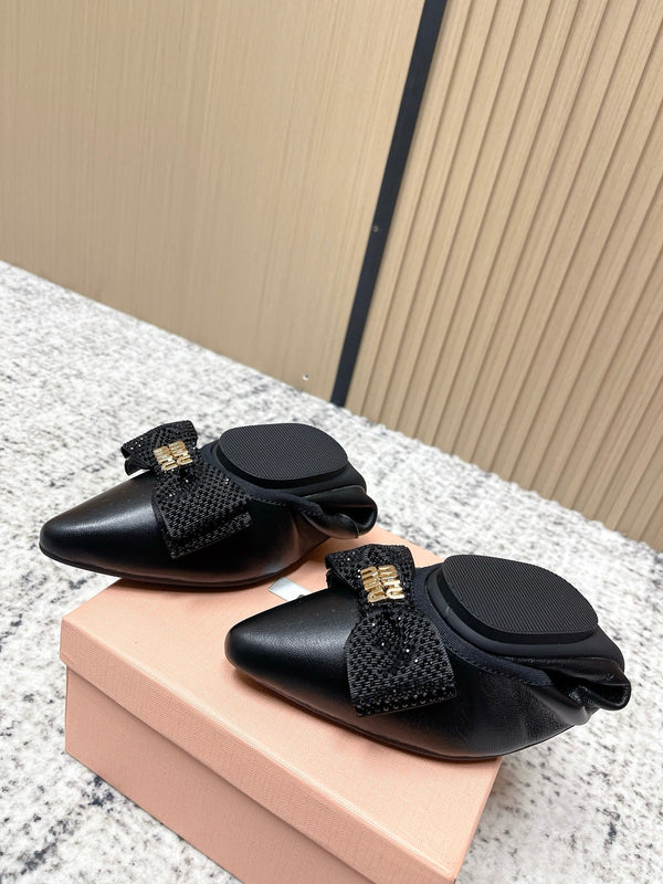 Miu Pointed-Toe Ballet Flats Black Sheepskin 591567