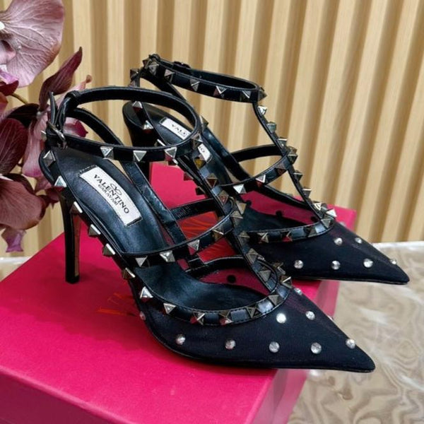 DÉCOLLETÉ ROCKSTUD EFFETTO SPECCHIO CON CINTURINI E BORCHIE COORDINATE 95 MM PELLE DI VITELLO NERA E RETE