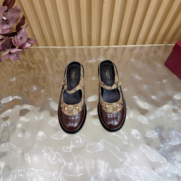 GG 26 Mule Cuir Perlé Marron Beige Double G Tissu 589456