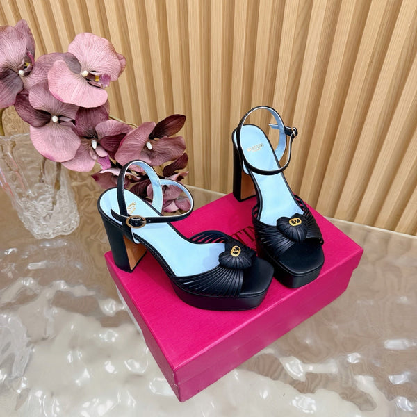 Valentino Royal Sandal 11.5cm Black Blue Leather 702275