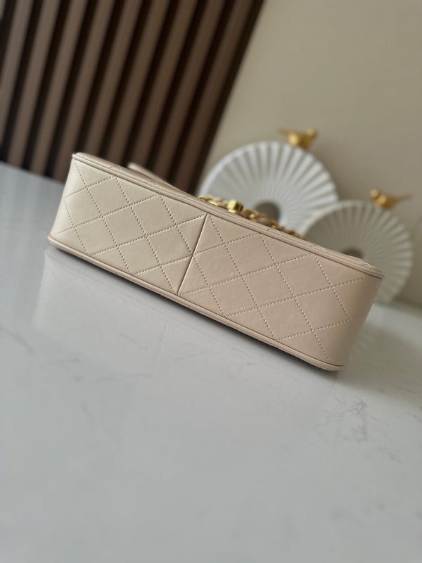 CC 2025 Flap Bag  30cm Apricot Gold Lambskin 298106