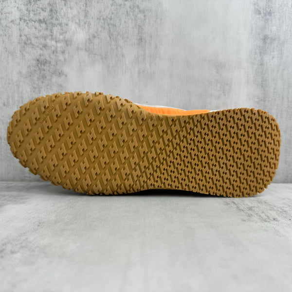 HM Jet Sneaker da uomo in pelle scamosciata bianca e arancione 656857