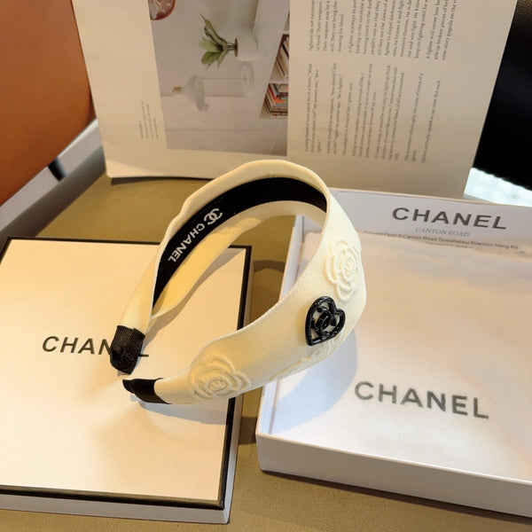 CC 26s White Headband 275478