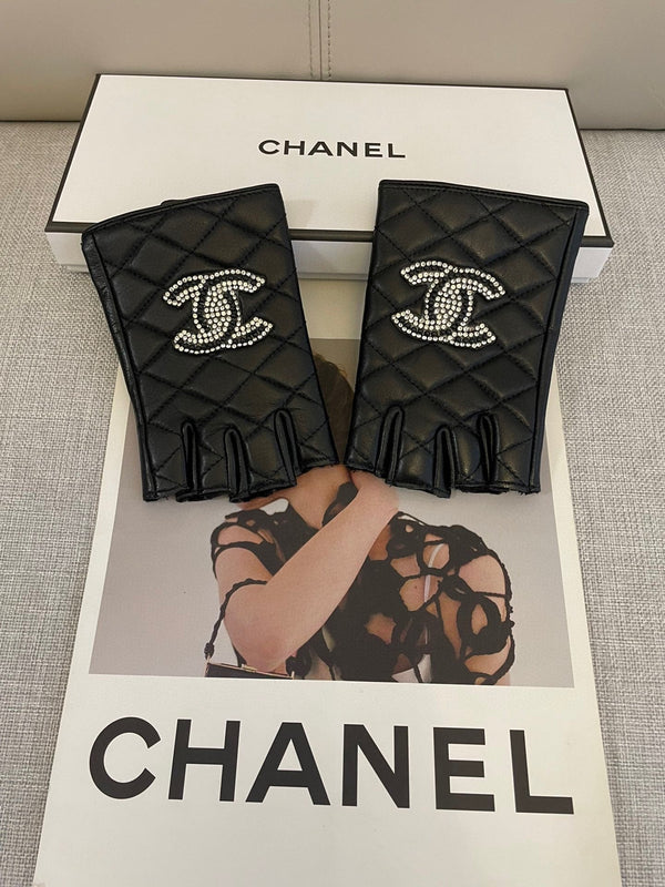 FIGERLESS GLOVES IN BLACK SHEEPSKIN 463851