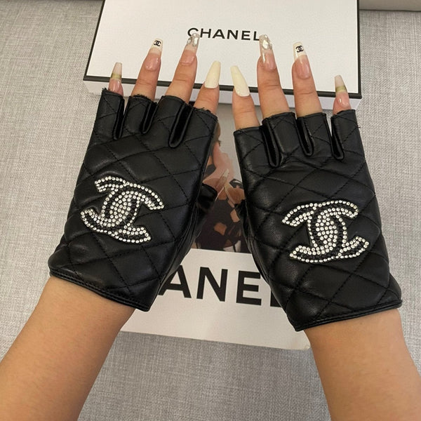 FIGERLESS GLOVES IN BLACK SHEEPSKIN 463851