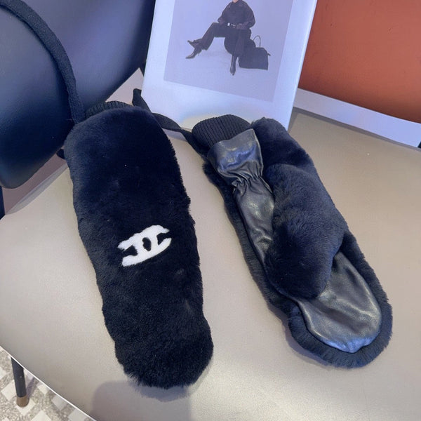 GLOVES IN BLACK RABBIT FUR AND LAMBSKIN 456405