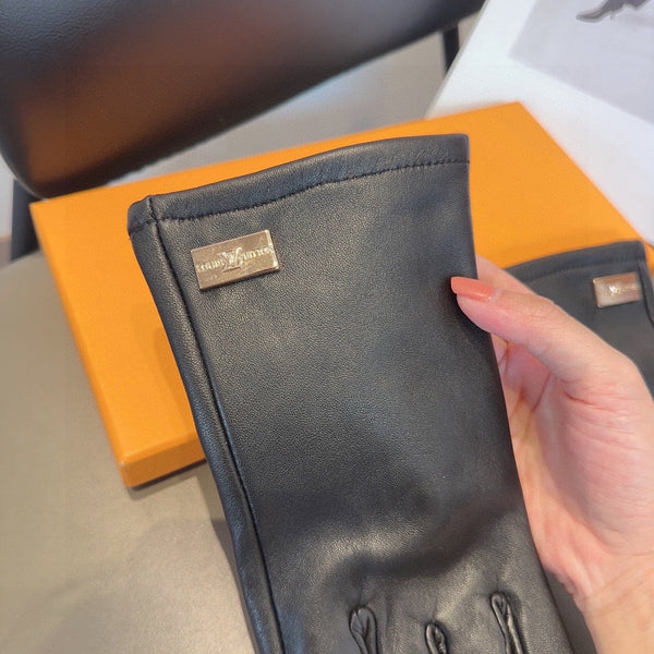 LV GLOVES IN BLACK LAMBSKIN 463894