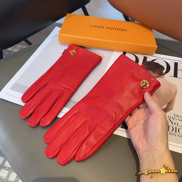 LV GLOVES IN CHERRY RED LAMBSKIN 463909