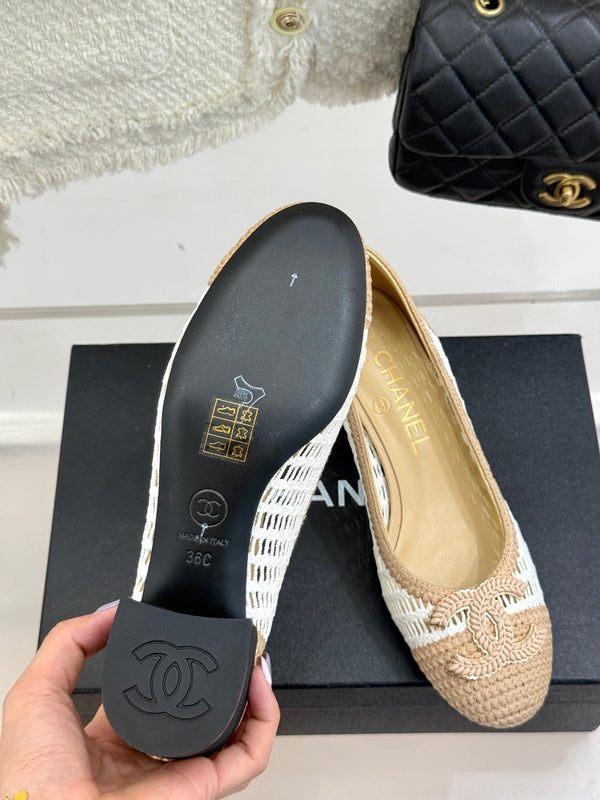 CC 25P Hollow Double C Ballet Flats 50mm Beige White Raffia 265637