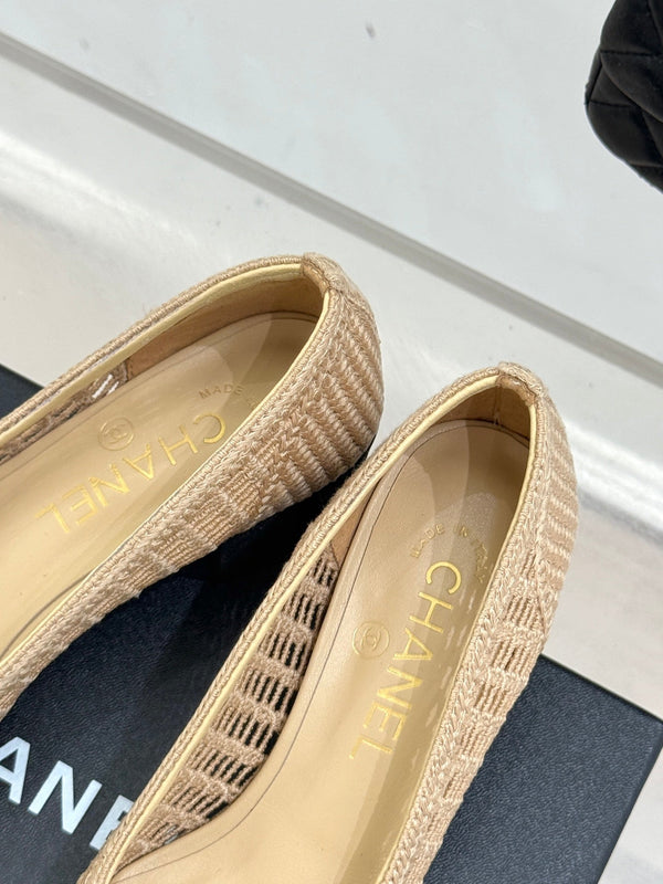 CC 25P Hollow Double C Ballet Flats 50mm Beige Raffia 265638