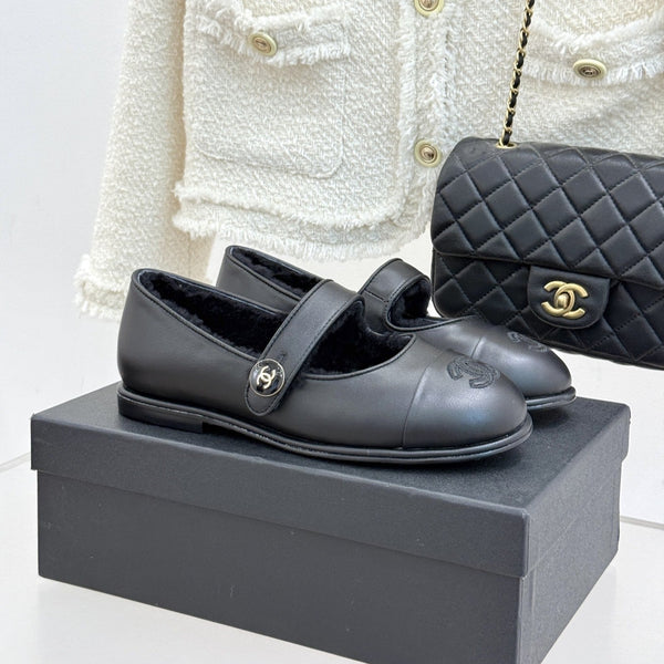 CC 25A Mary Janes Black Sheepskin And Lambswool 404667