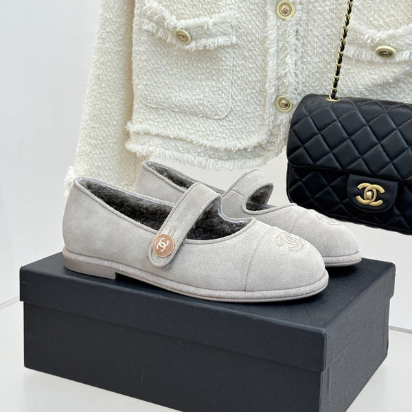 CC 25A Mary Janes Grey Suede And Lambswool 404663