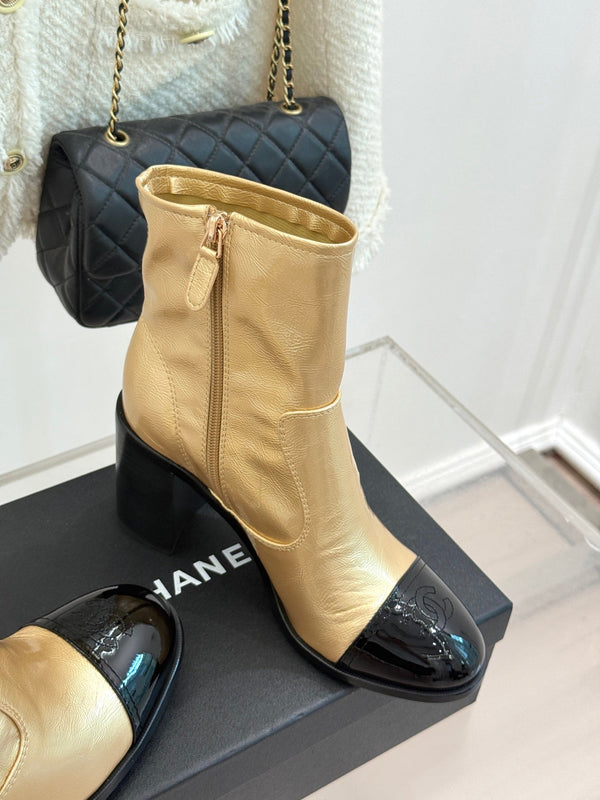 CC Classic Short Boots Block Heel 90mm Gold Metalic Calfskin 465388