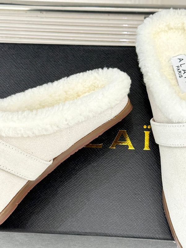 Alaia 25WF slippers belt buckle white suede wool 472228
