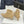 The Row 2025 Bottines à talon chaton et bout carré en peau de mouton beige 572047